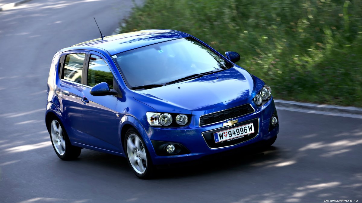 Chevrolet Aveo 2012 хэтчбек