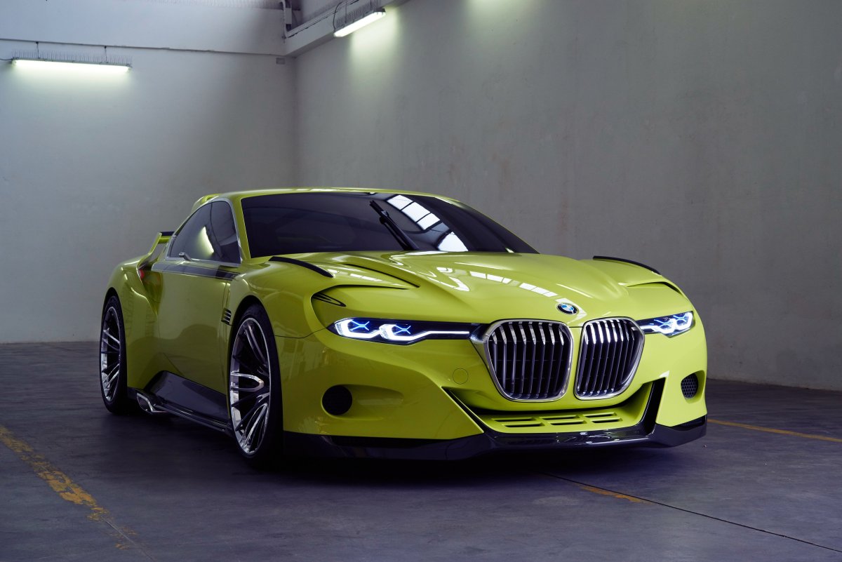 BMW новый спорткар зелёный