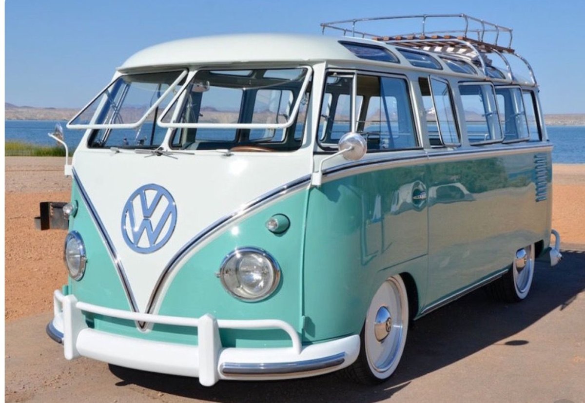 Легендарный микроавтобус Volkswagen
