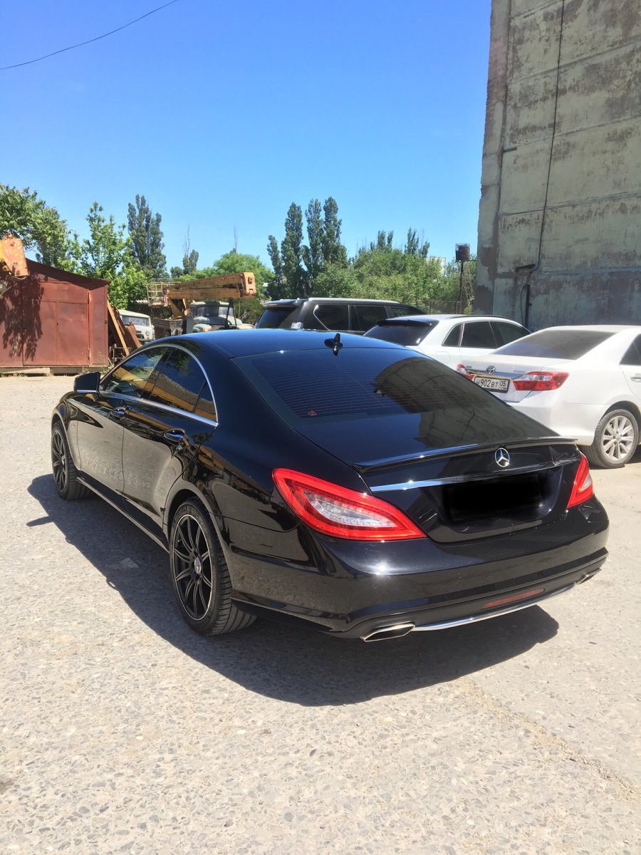 Мерседес банан CLS 5.5