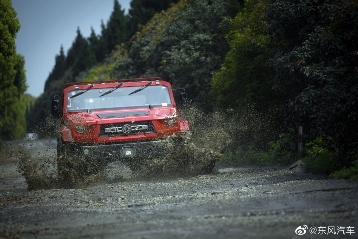 Dongfeng Warrior m50