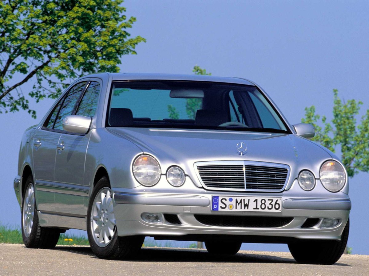 Mercedes Benz e class w210