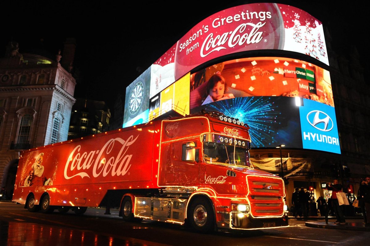 Новогодние Грузовики Coca-Cola