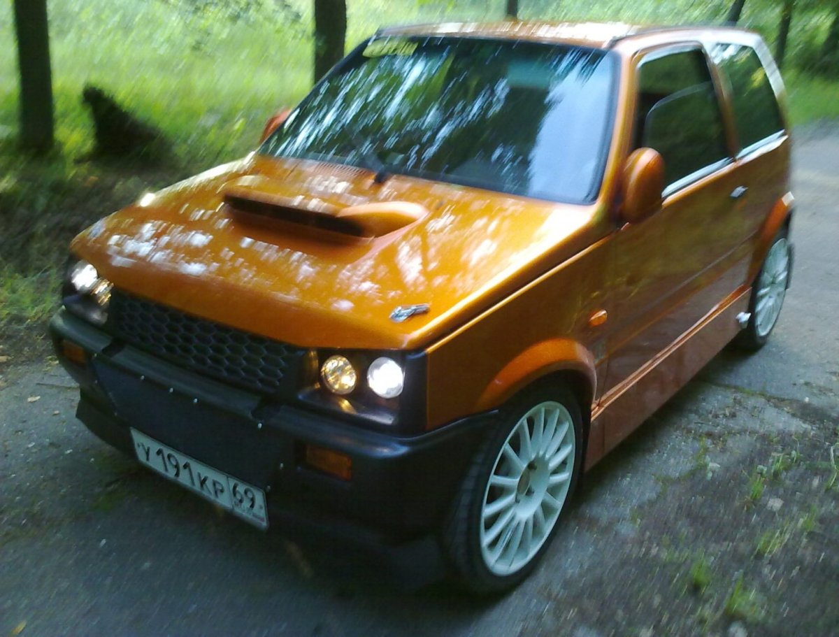 Тюнингованный Lada Oka