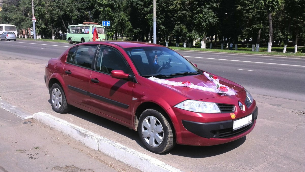 Renault Mégane красный