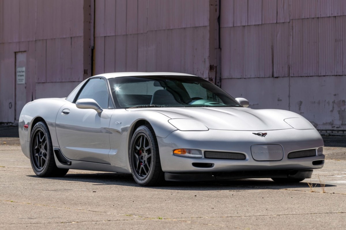 Chevrolet Corvette 2002