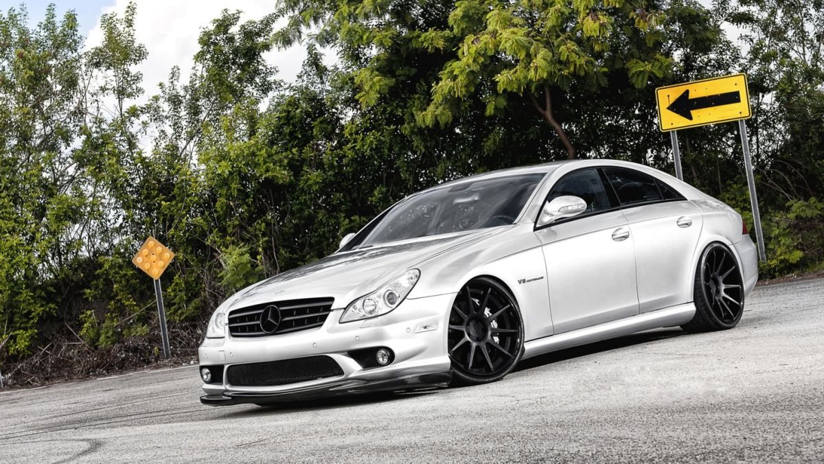 Mercedes Benz CLS 63 AMG w219