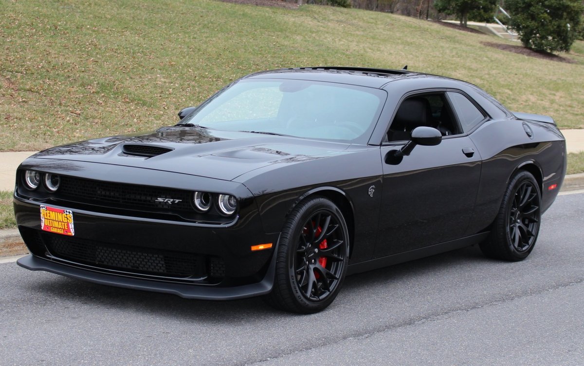 Dodge Challenger srt 2016