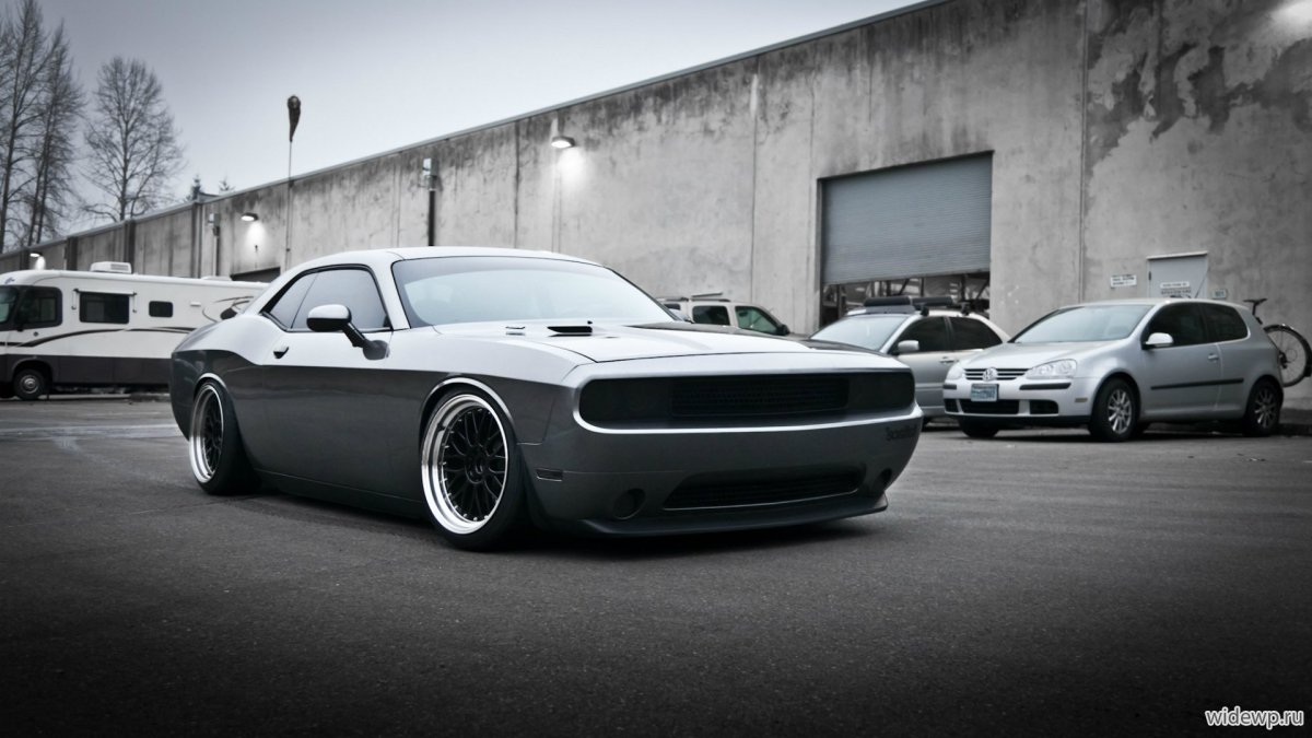 Dodge Challenger 2k