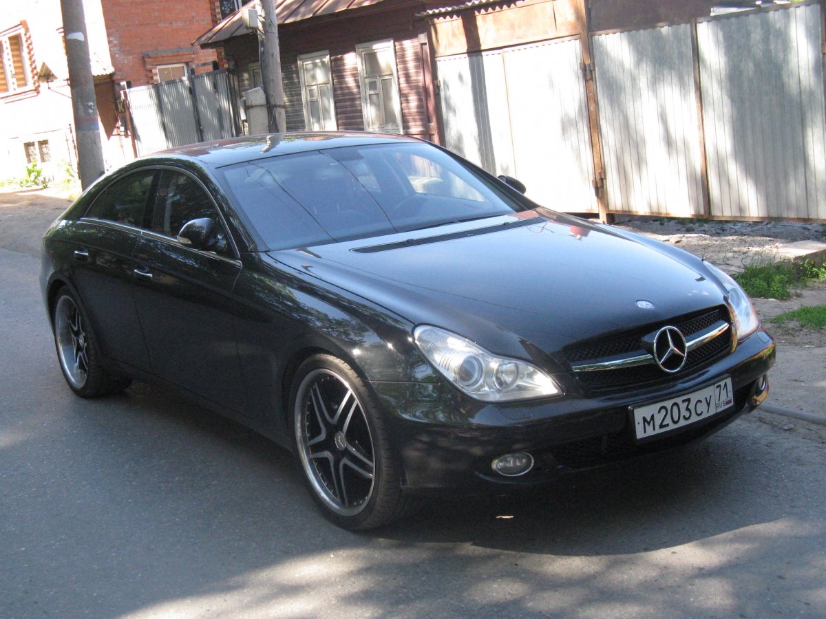 Мерседес банан CLS 3.5