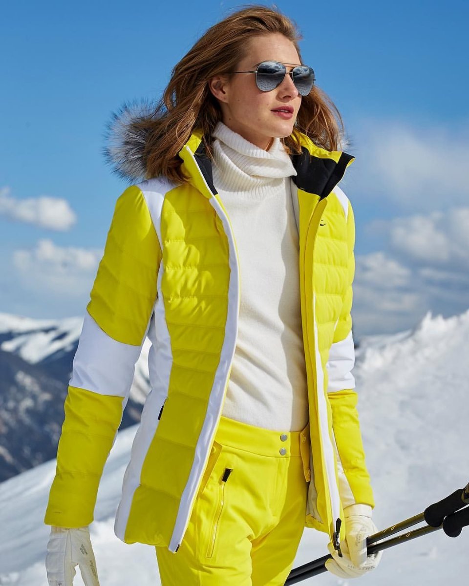 Лыжные куртки женские Bogner
