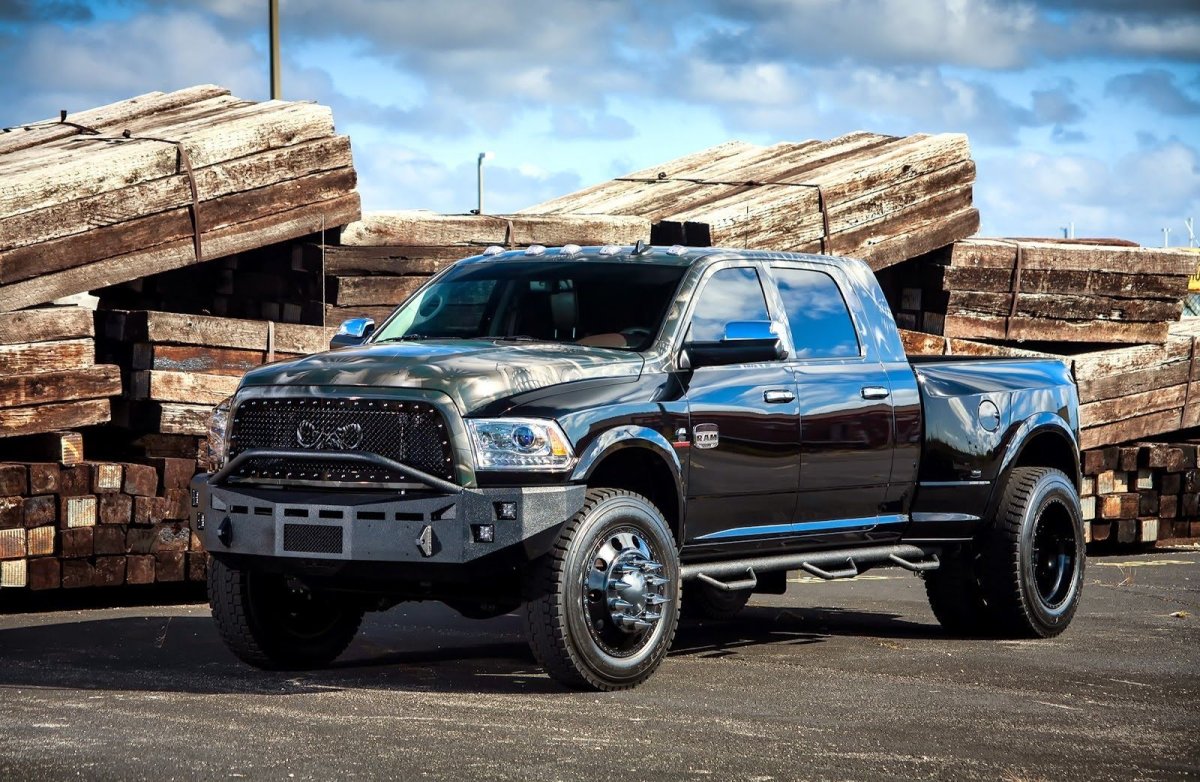 Dodge Ram 3500 джип