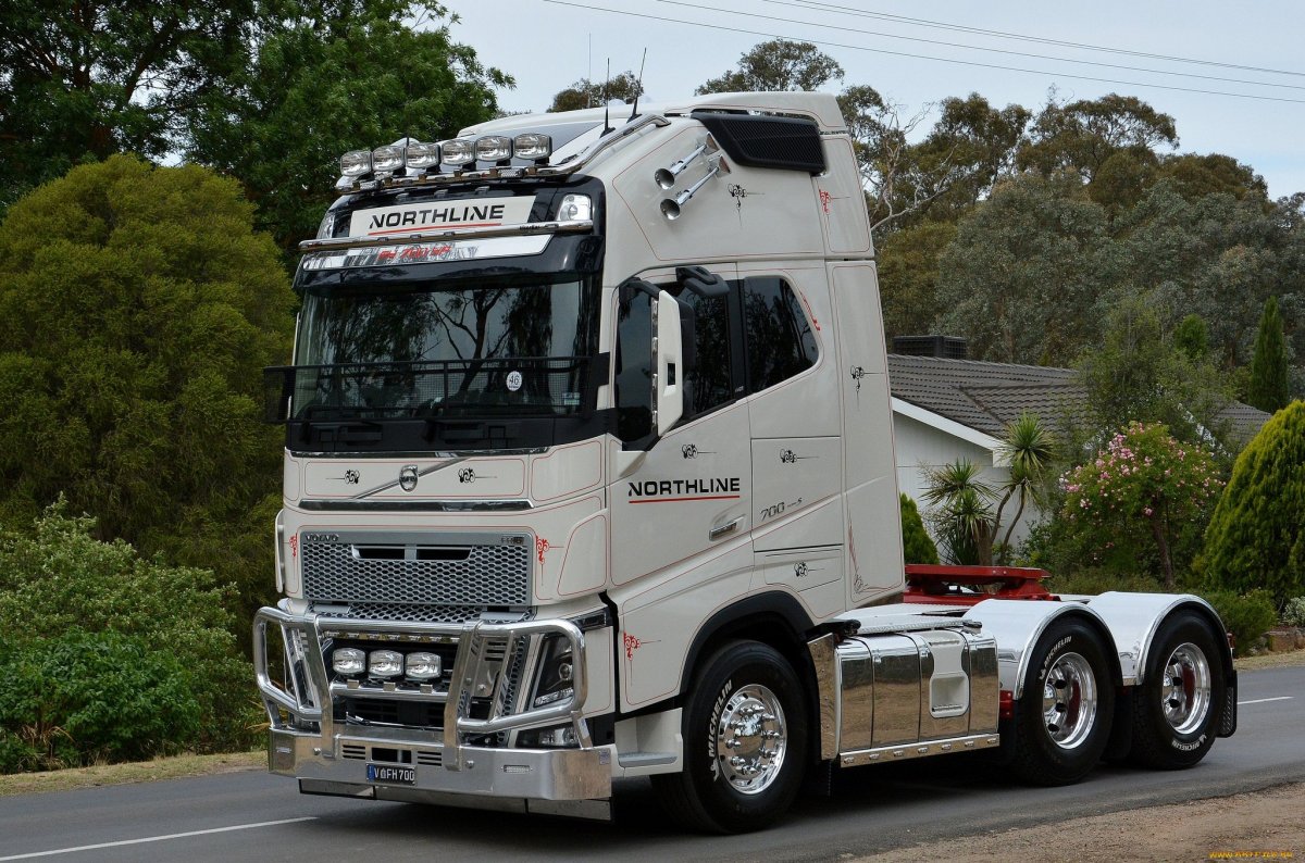 Тягач седельный Volvo Truck