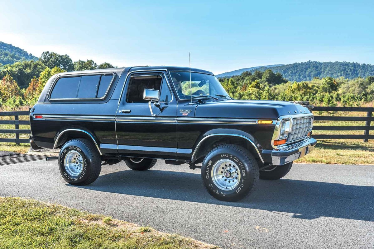 Ford Bronco 70