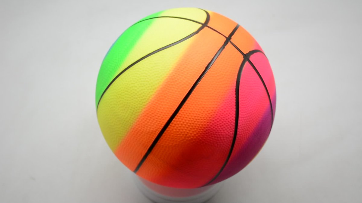 Баскетбольный мяч Радужный для детей игрушка