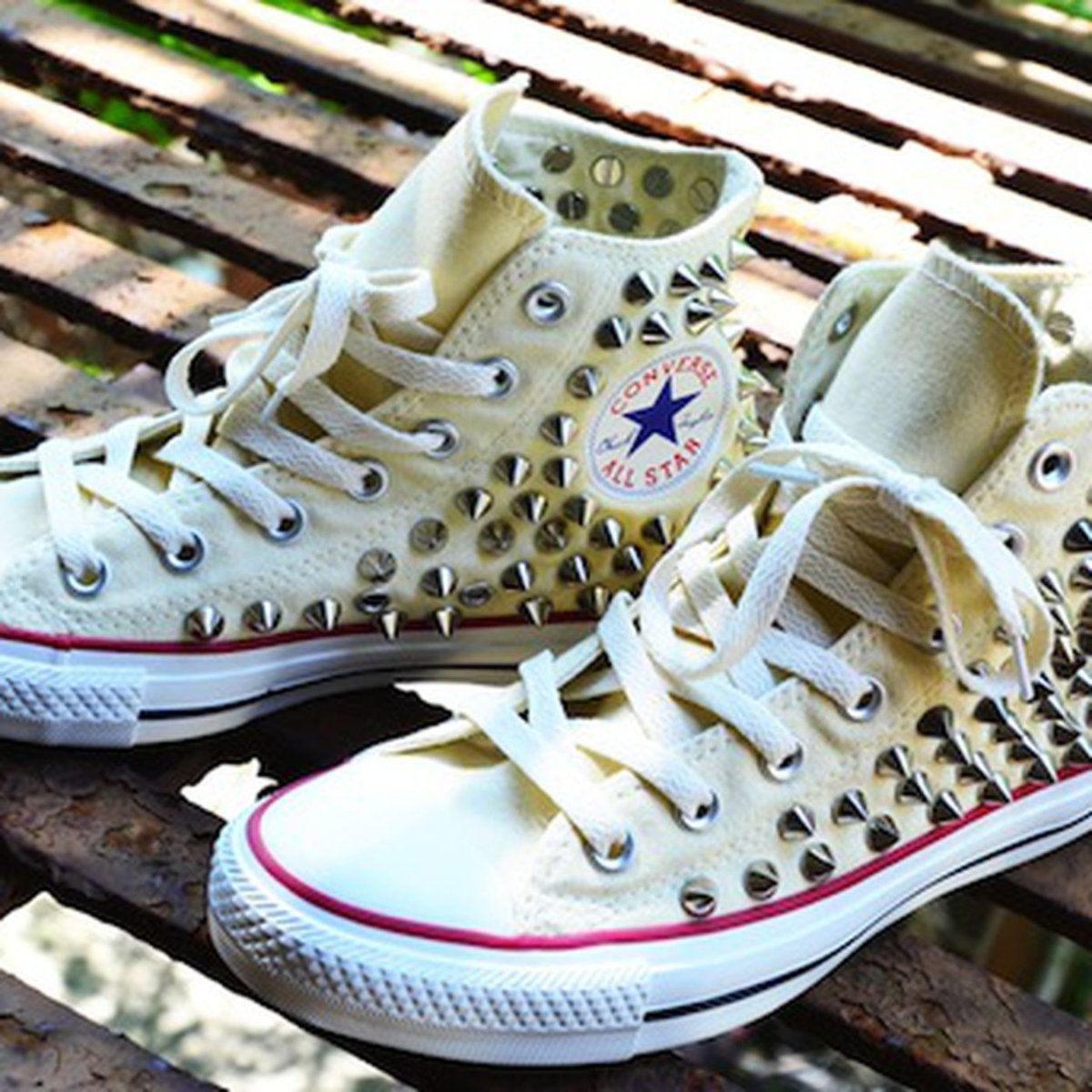 Converse с шипами