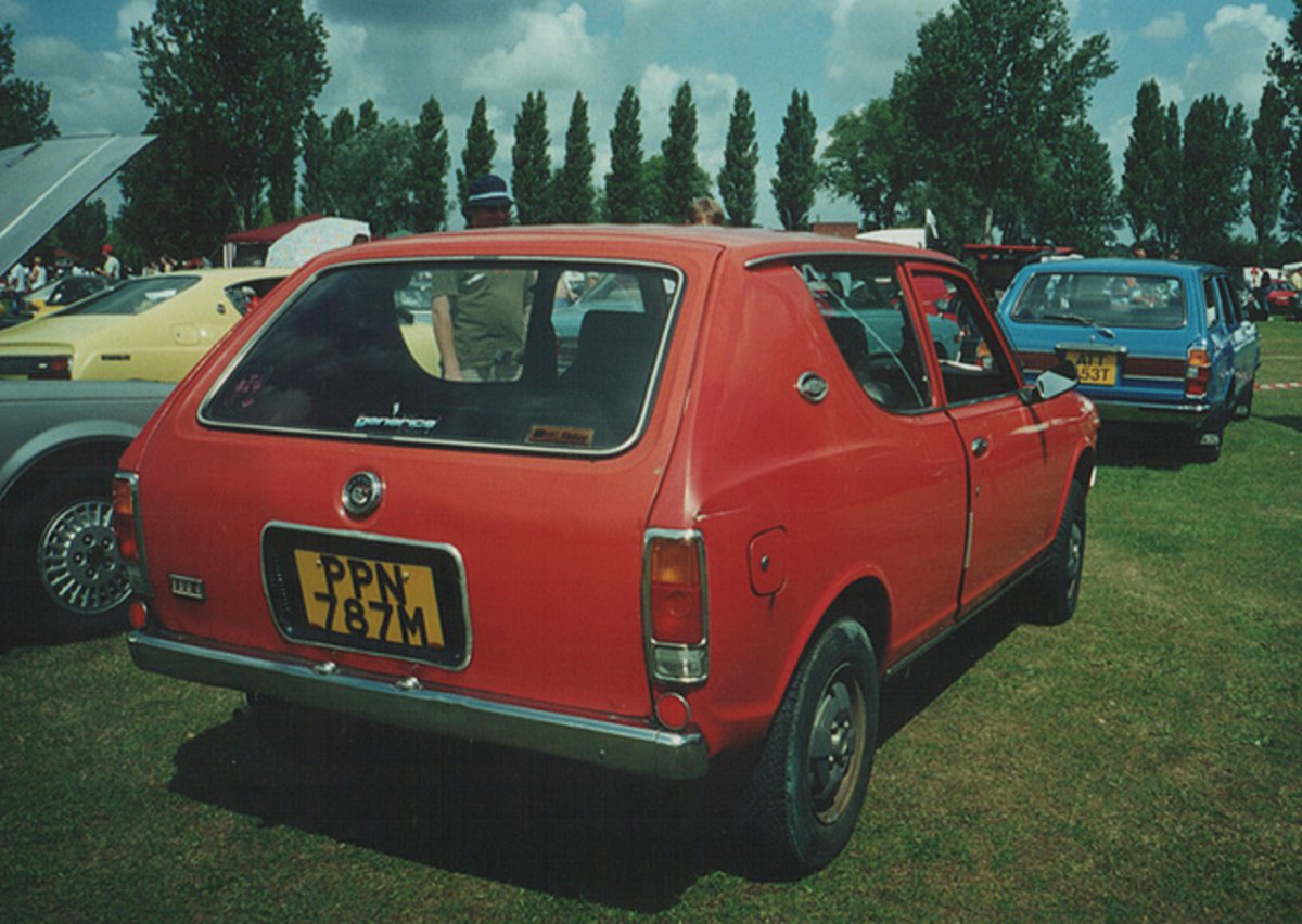 Datsun 100a mk1