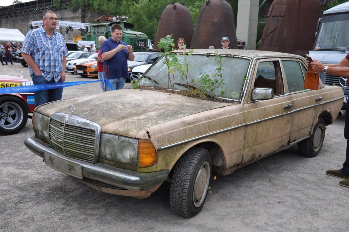 Mercedes w123 ratlook