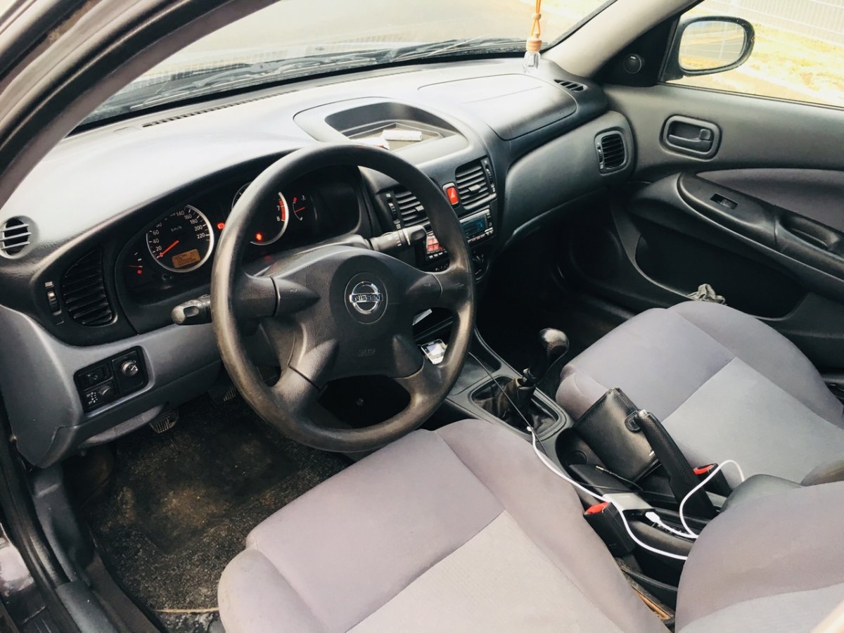 Nissan Almera n16 1.8