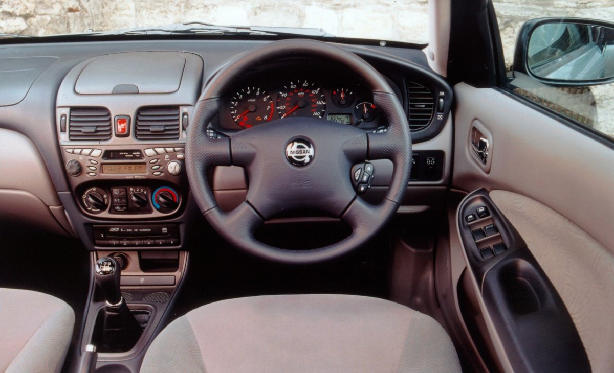 Nissan Almera n16