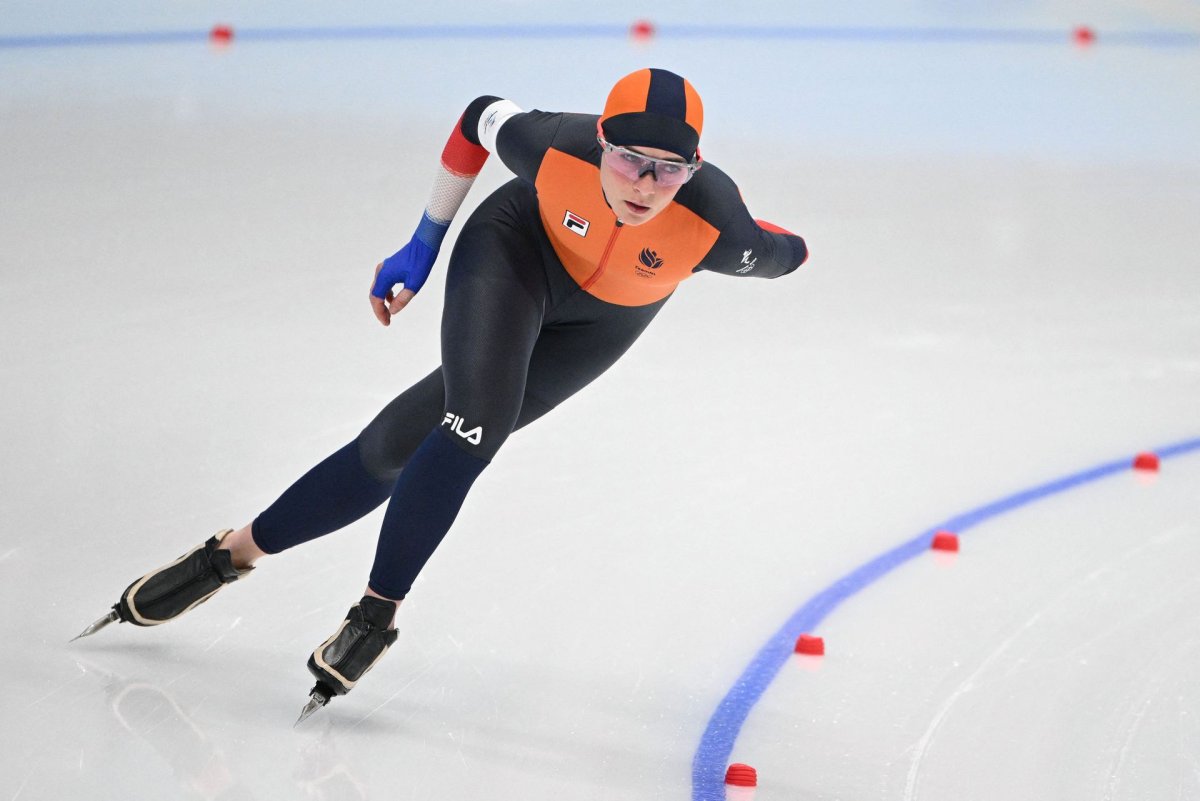 Софья Кондакова конькобежка