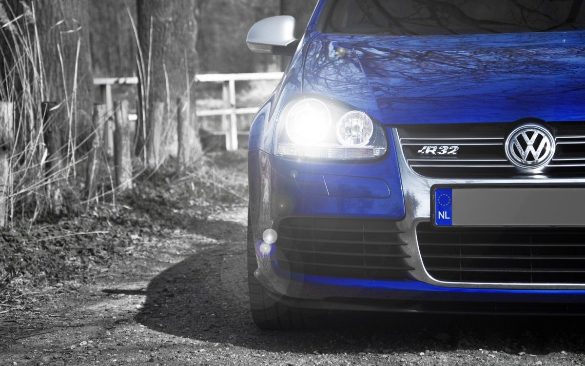 VW Passat r32