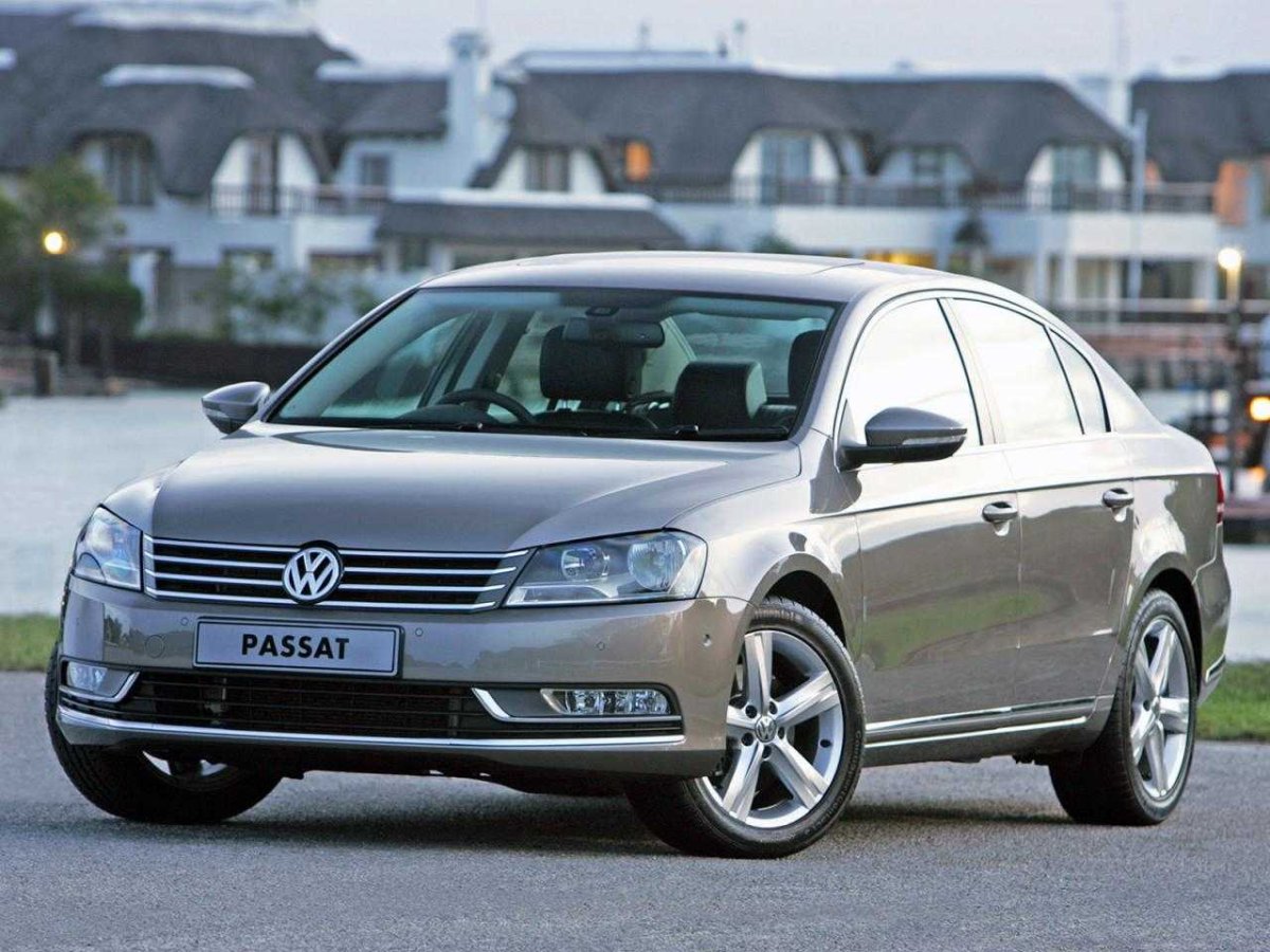Volkswagen Passat b7 седан