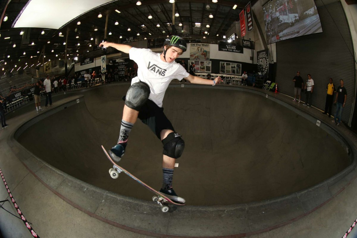 Vans Pool Party