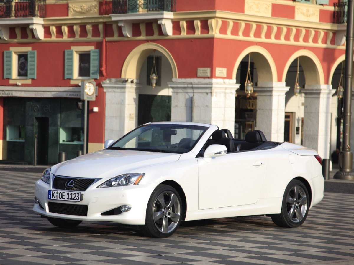 Lexus is 250 Cabrio