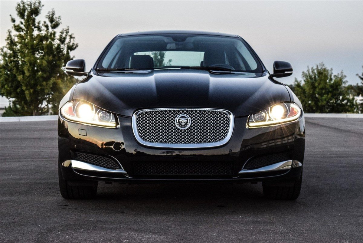 Jaguar XF v6