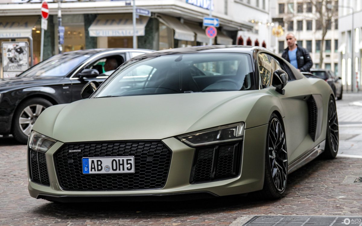 Audi r8 v10 Plus 2015