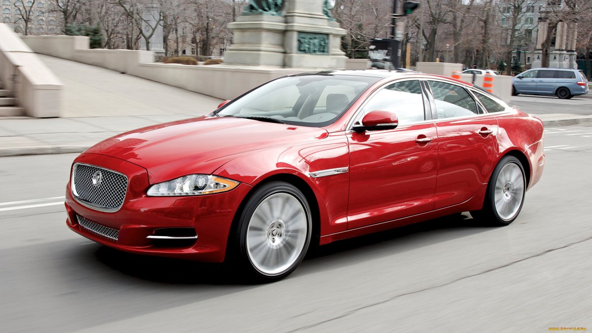 Ягуар машина XJ 2012