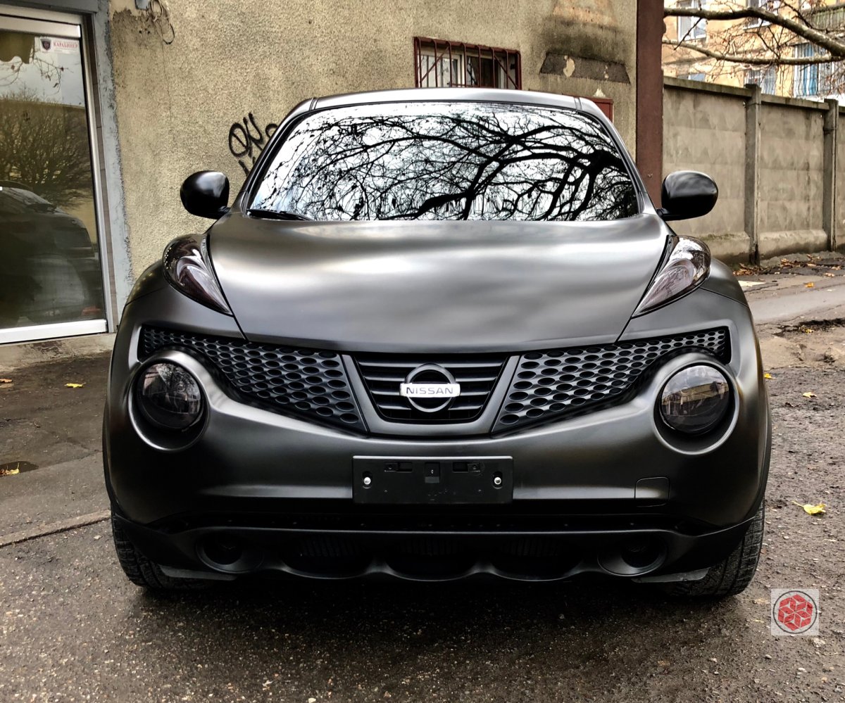 Nissan Juke Nismo черный