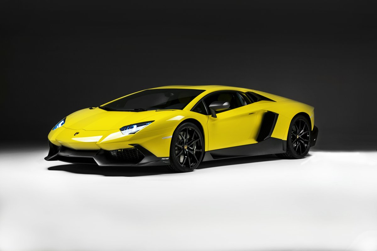 Lamborghini Aventador lp720-4