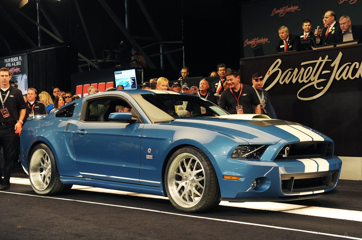 Мустанг Shelby gt500 Кобра 2013