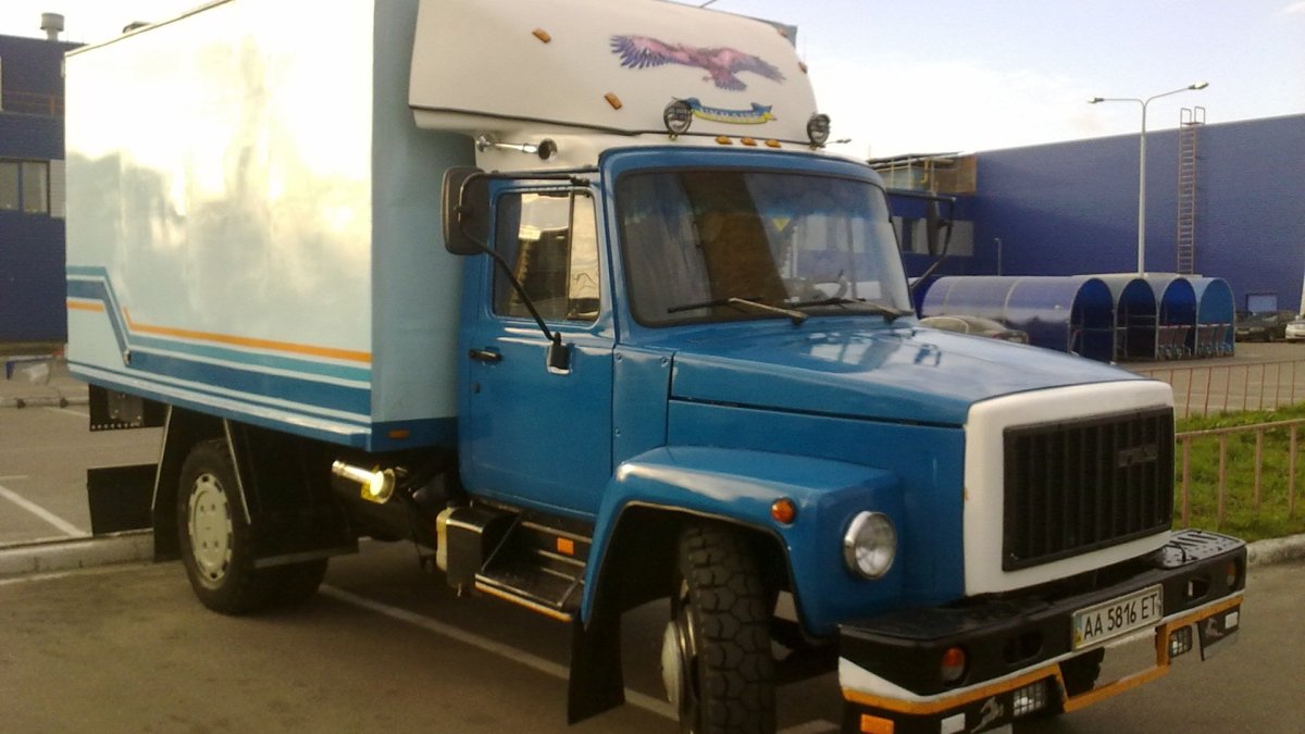 ГАЗ грузовик 3306 сзади
