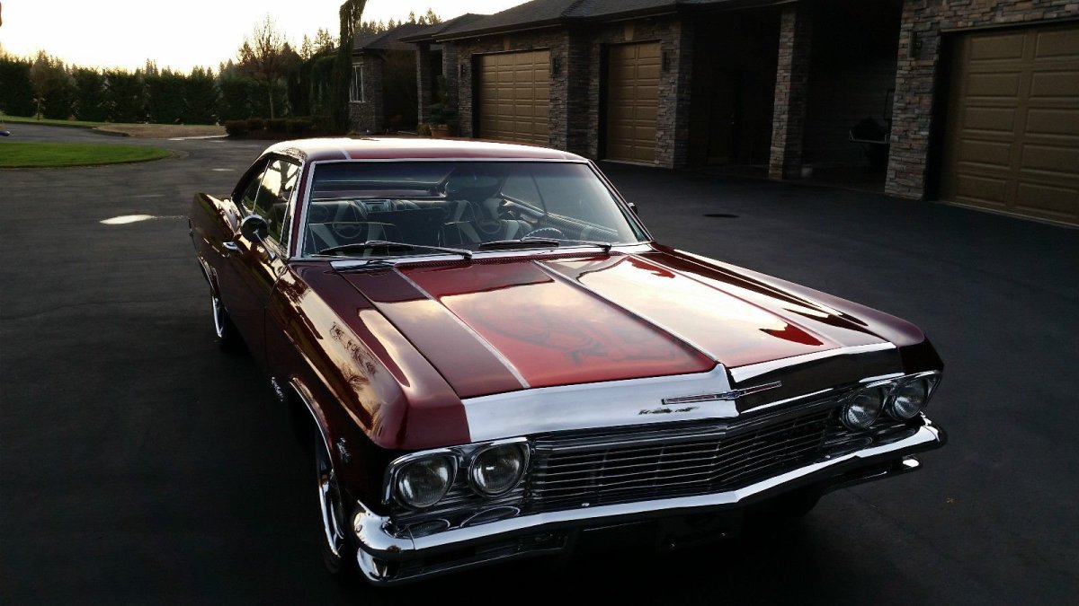 Chevrolet Impala Мустанг 1965