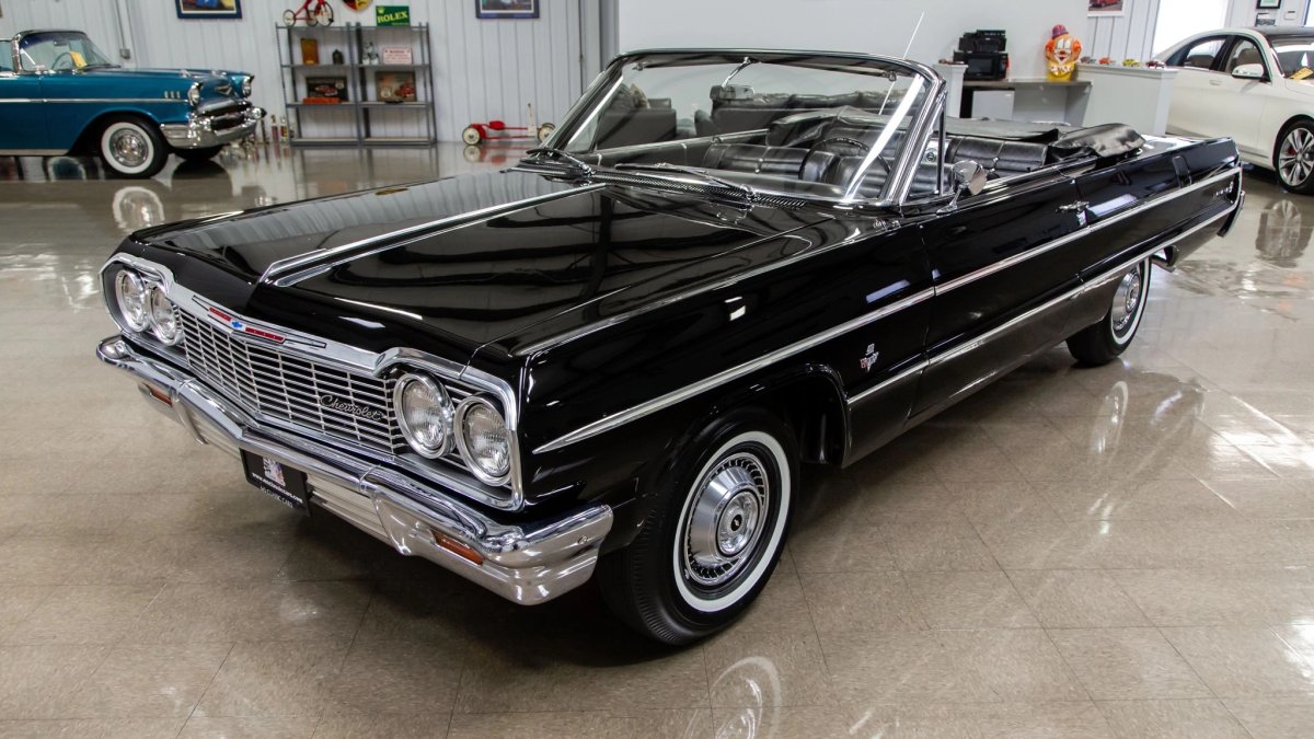 Chevrolet Impala 1964