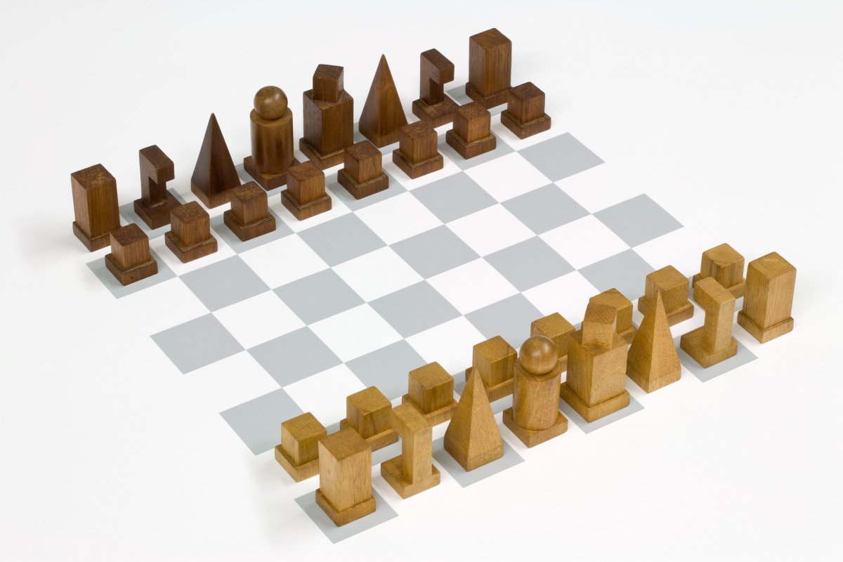 Minimalist Bauhaus model i 1922 Chess
