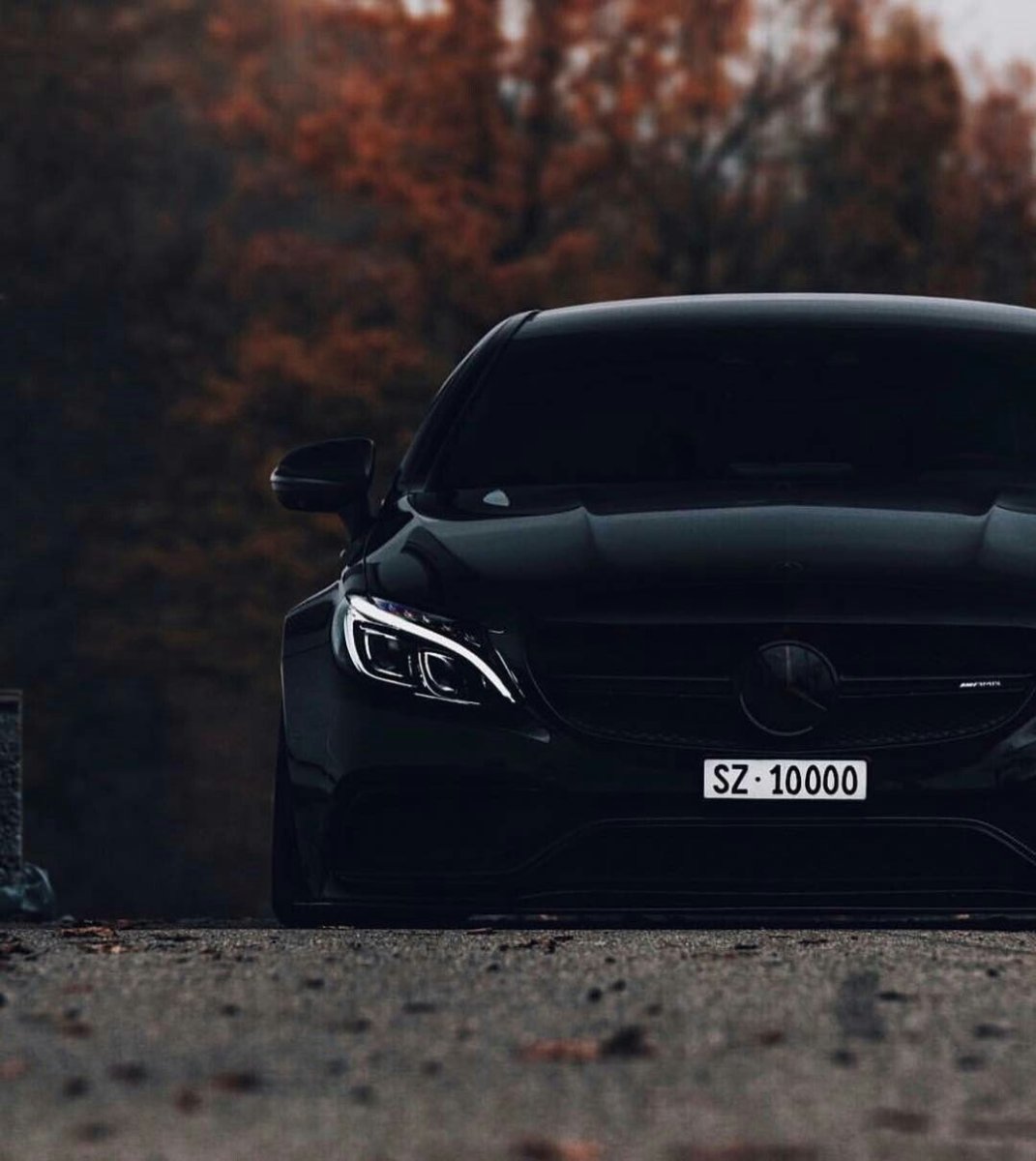 Мерседес c63 AMG В темноте