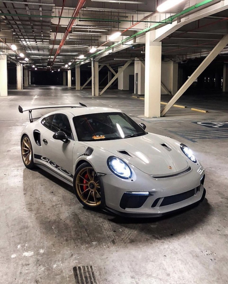 Машины Порше 911 спорт