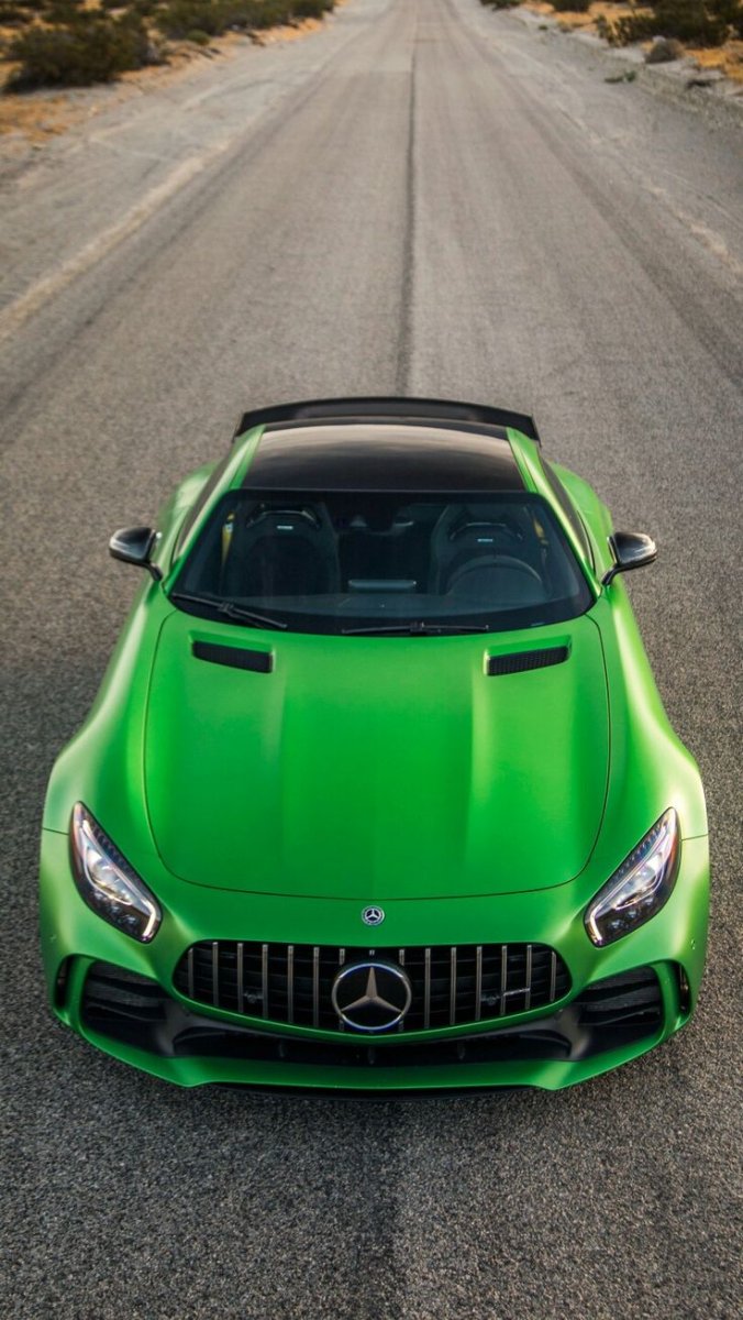 Mercedes Benz AMG gt r