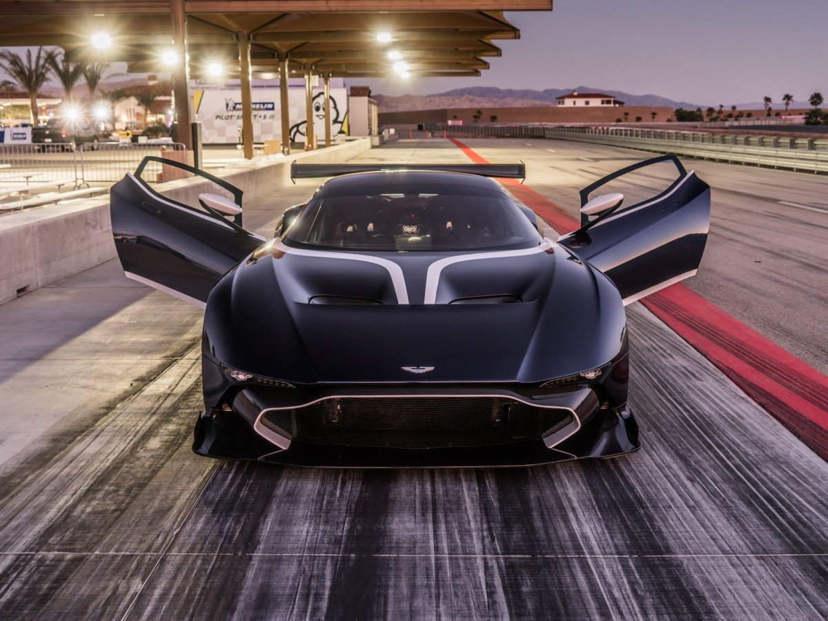 Aston Martin Vulcan