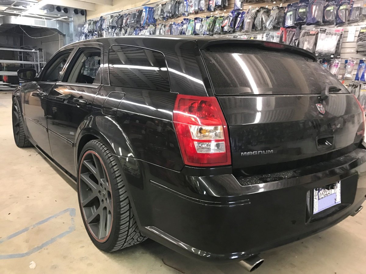 Dodge Magnum багажник