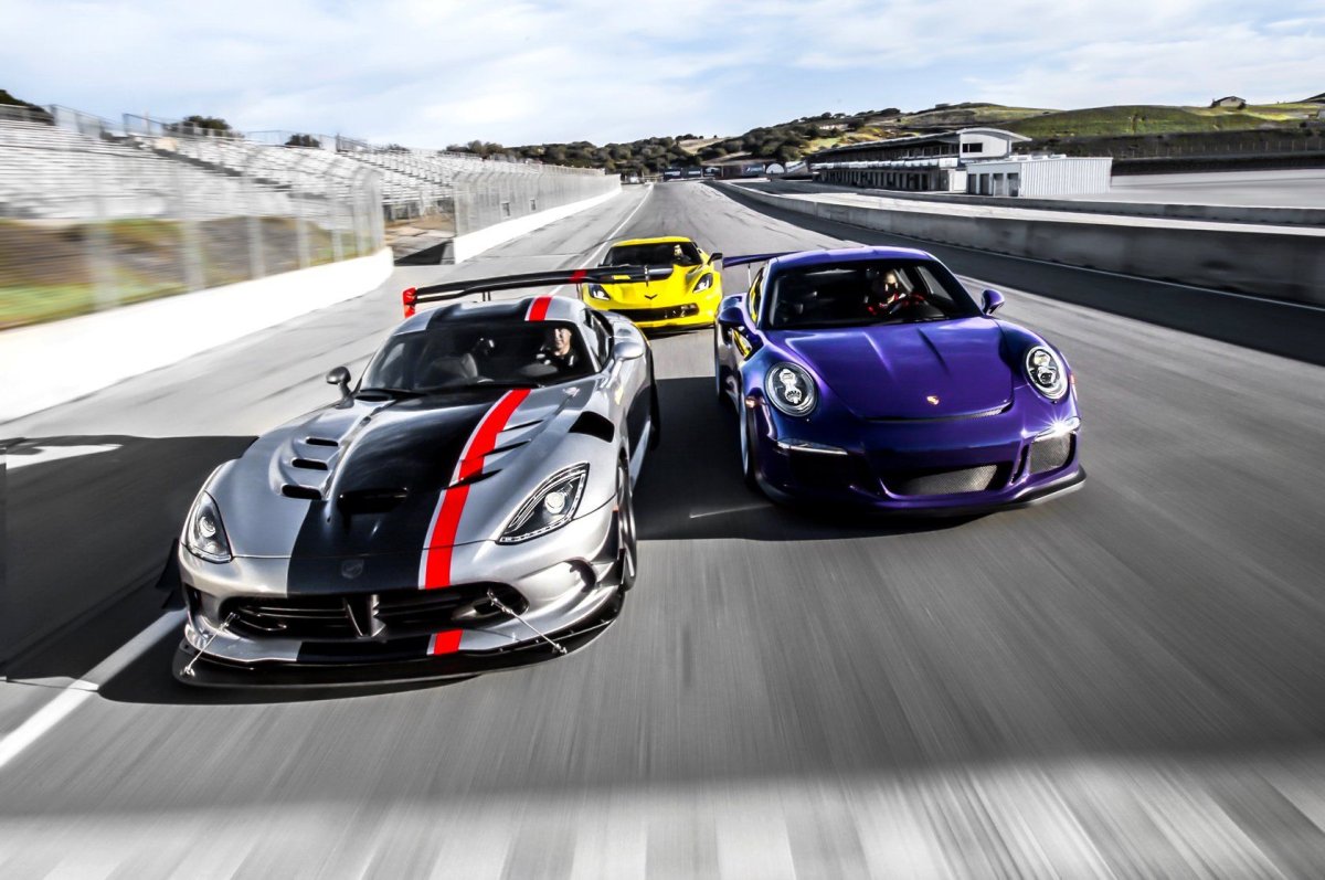 Chevrolet Corvette, dodge Viper
