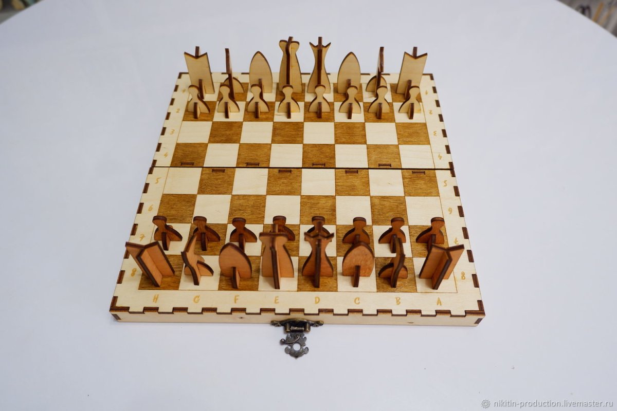 Вешалка пятирожковая трёхреечная "шахматы" 32х6х12см