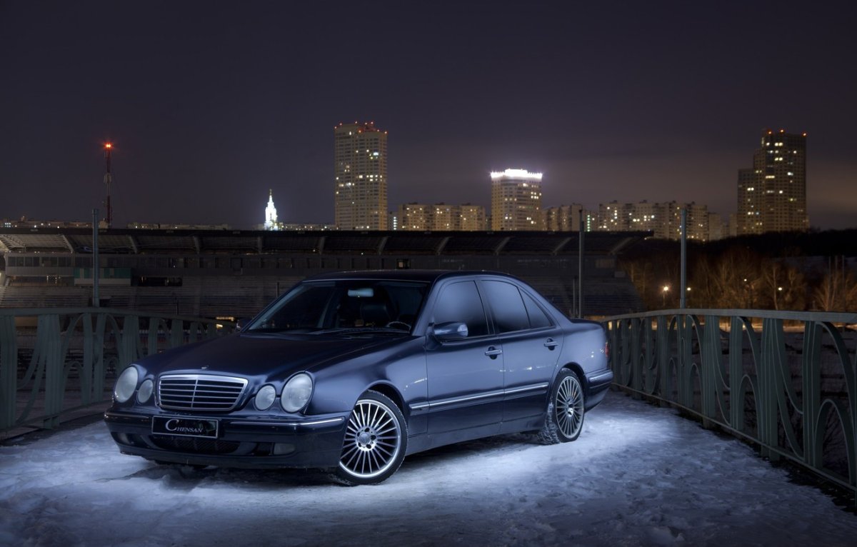 Mercedes-Benz w210 лупатый