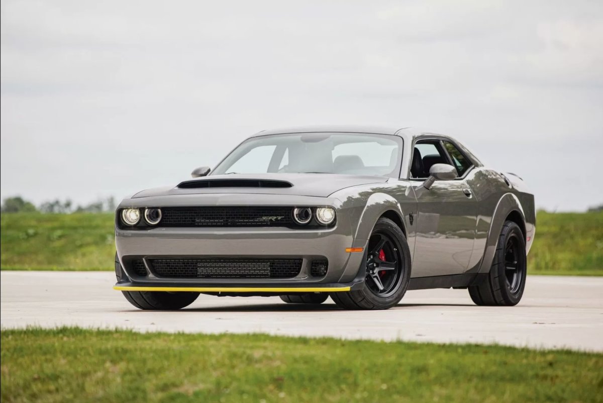 Dodge Challenger srt Demon