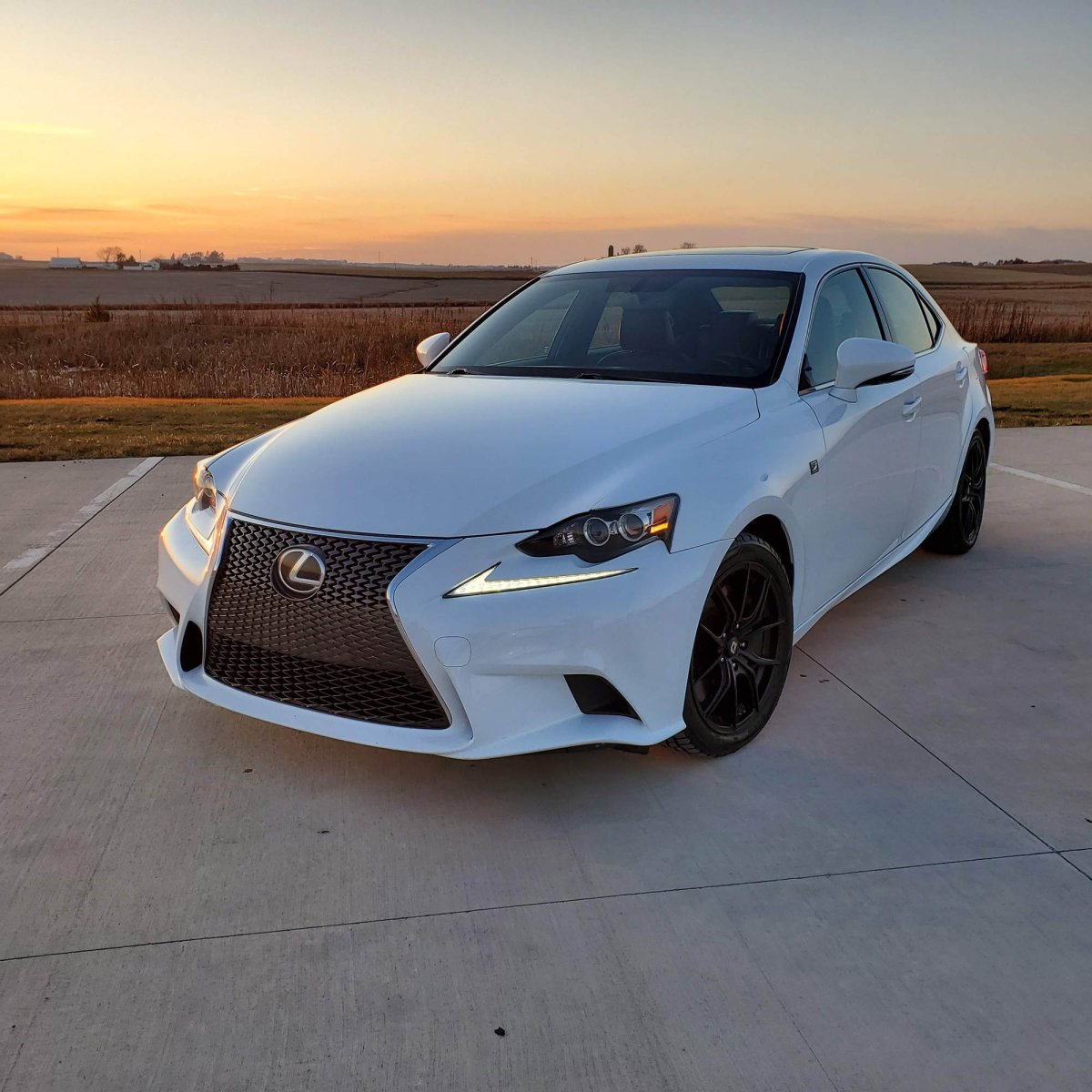 Лексус f Sport