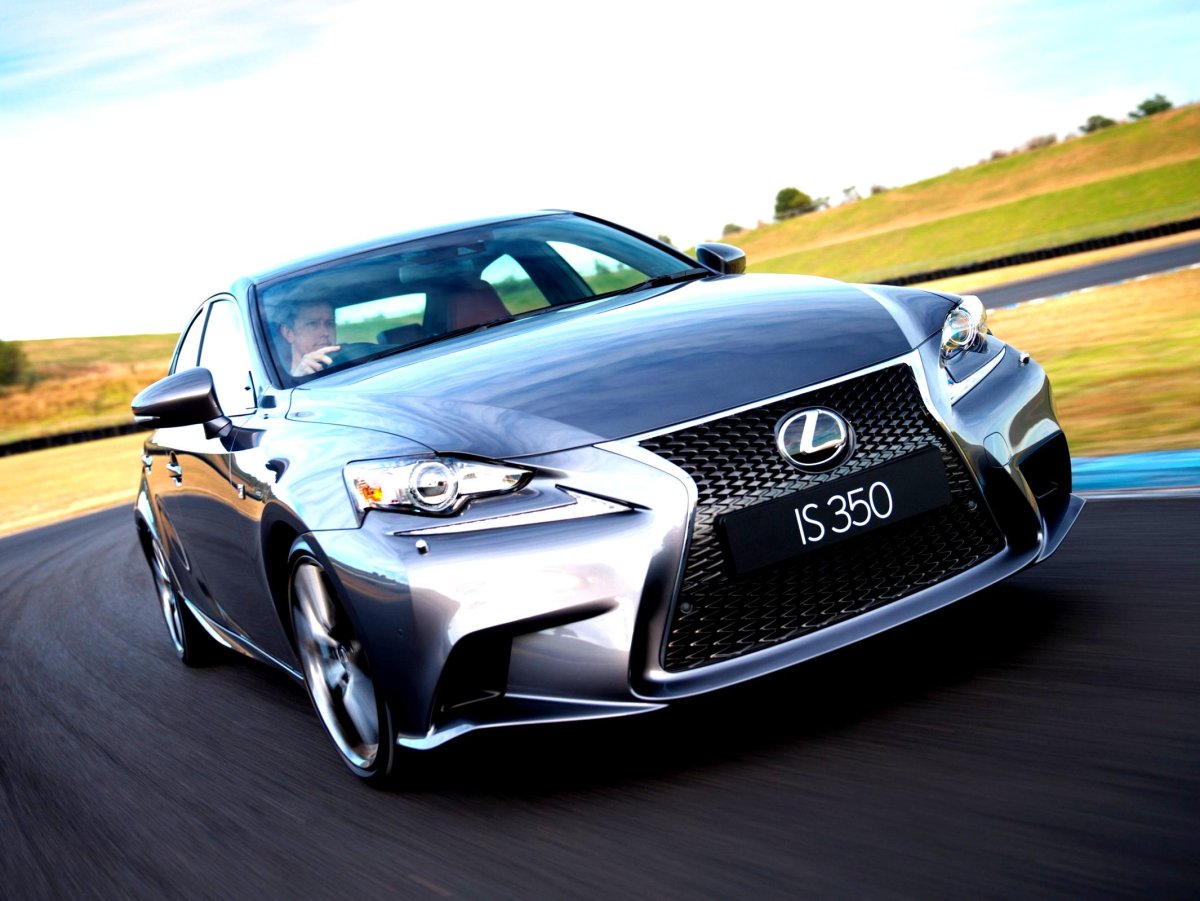 Lexus is 350 2013
